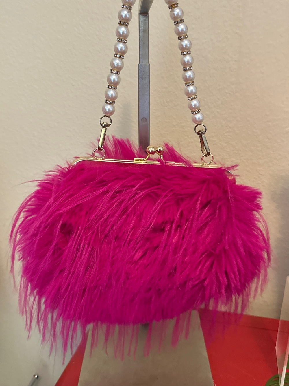 Vintage Fuchsia Faux Fur Pearl-Handle Evening Clutch